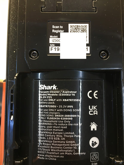 Shark IZ300EU kabelloser Akku-Staubsauger, I36671