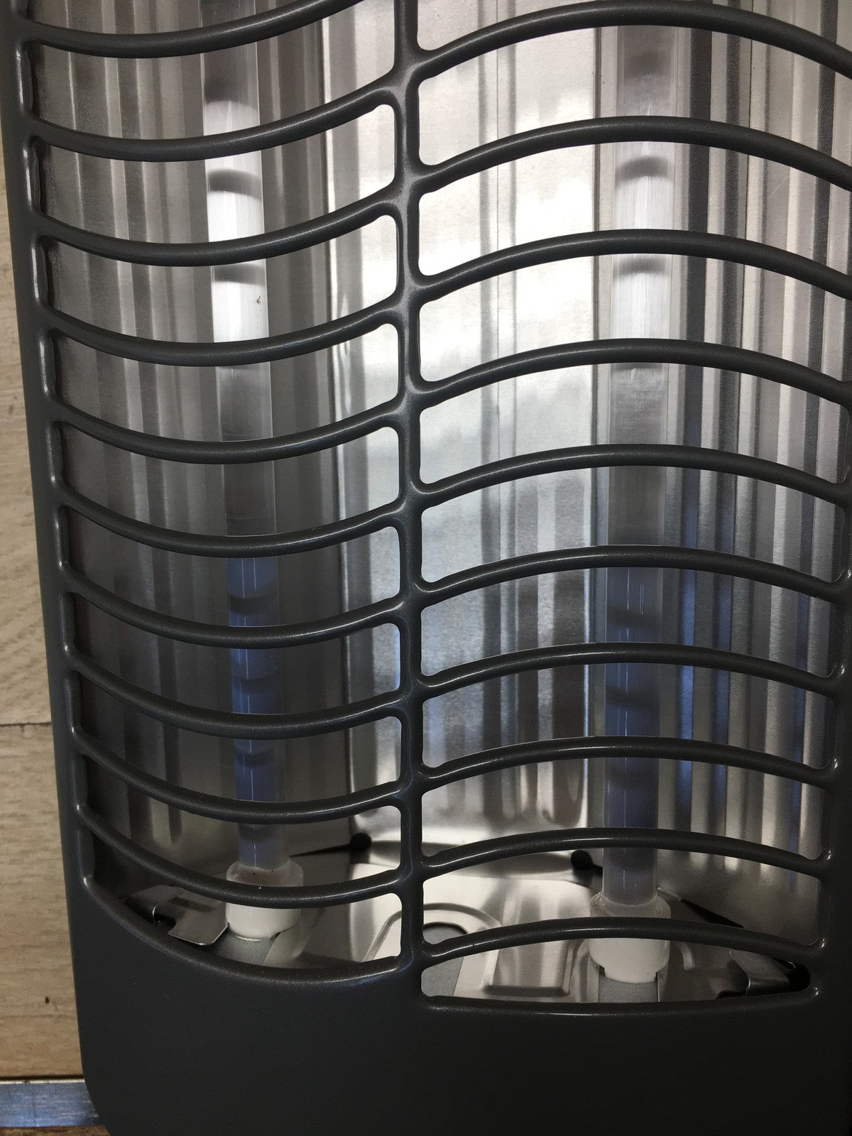 Nedis HTBA10GY Badezimmer-Heizgerät, I36339