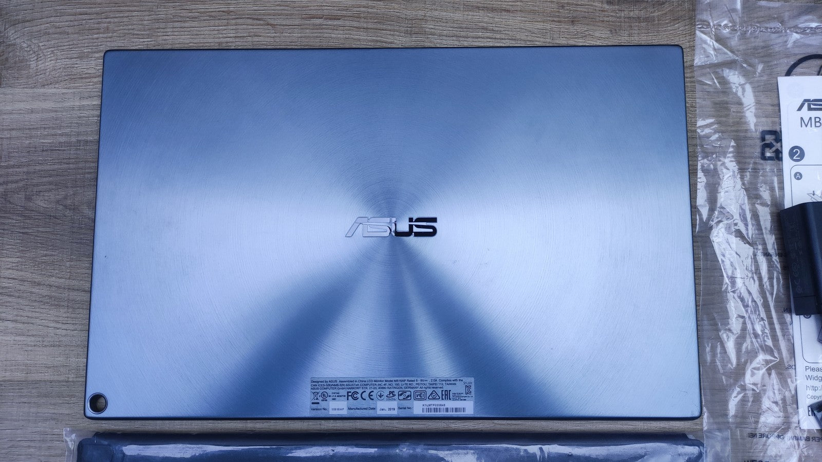 Asus Zenscreen Go MB16AP 15,6" tragbarer Monitor FHD 1920x1080 USB-C IPS-Panel