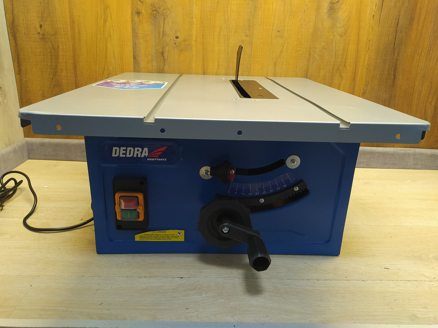DEDRA DED7754T3 Tischkreissäge für Holz 2000 W, 254 mm, I36965