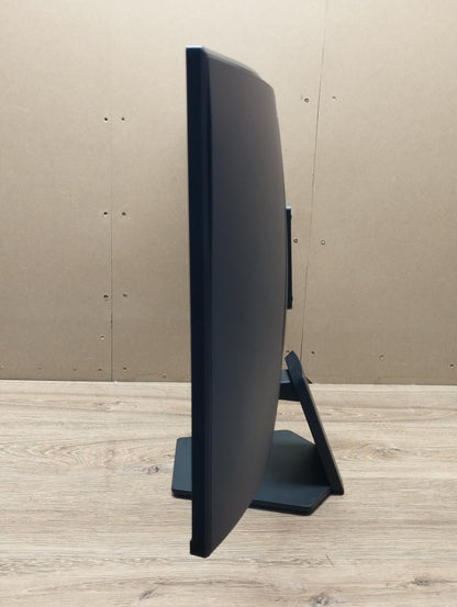 LG UltraGear GS6 32GS60QC-B Monitor 31.5" WQHD 2560x1440 AMD FreeSync 180Hz 1ms