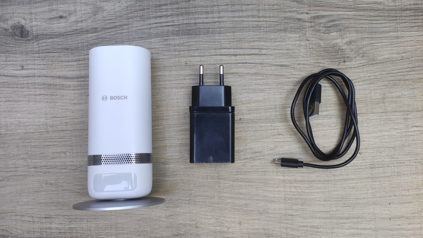 Bosch Smart Home Eyes Innenkamera II WLAN Überwachungskamera I39618