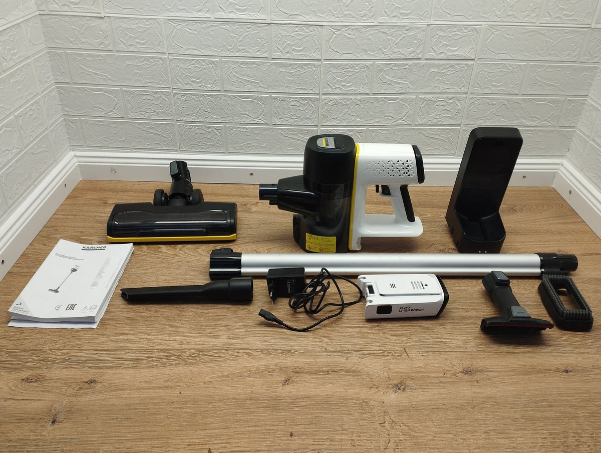 Kärcher VC 6 Cordless ourFamily Akku-Staubsauger 1.198-670.0 Weiß
