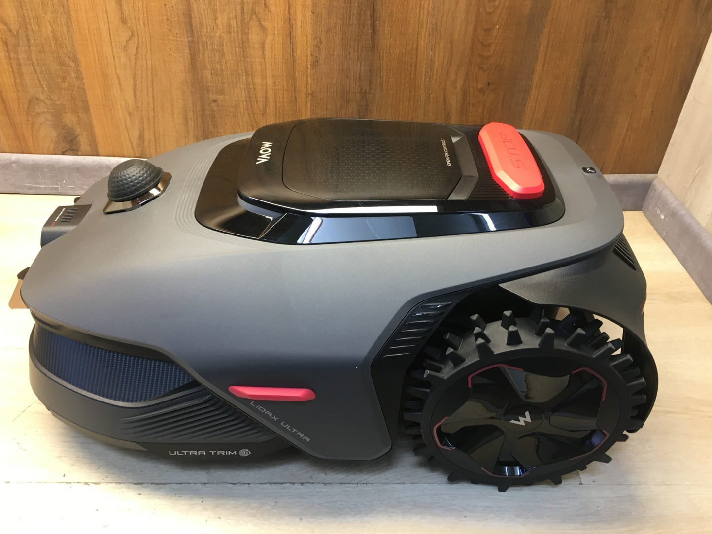 MOVA LiDAX Ultra 1200 Mähroboter ohne Begrenzungskabel MXXM4100