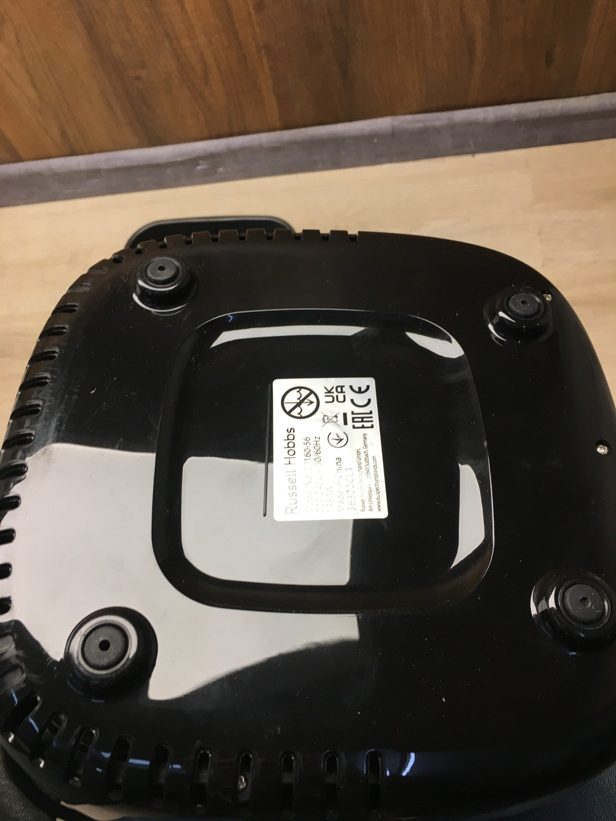 Russell Hobbs 27160-56 Heißluftfritteuse 1350W 4L, I37645
