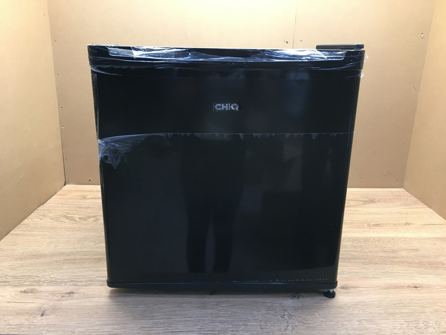 ChiQ CSD46D4E Mini-Kühlschrank, 46L, I39352