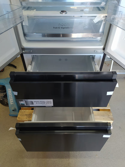 Hisense RF632N4WFE Kühlschrank Freistehend French Door 485L NoFrost I37999