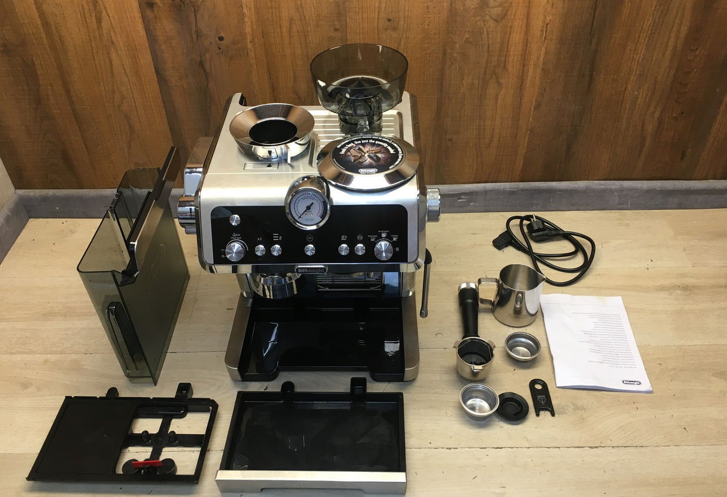De'Longhi EC 9355.M Kaffeemaschine 1450W, I39127