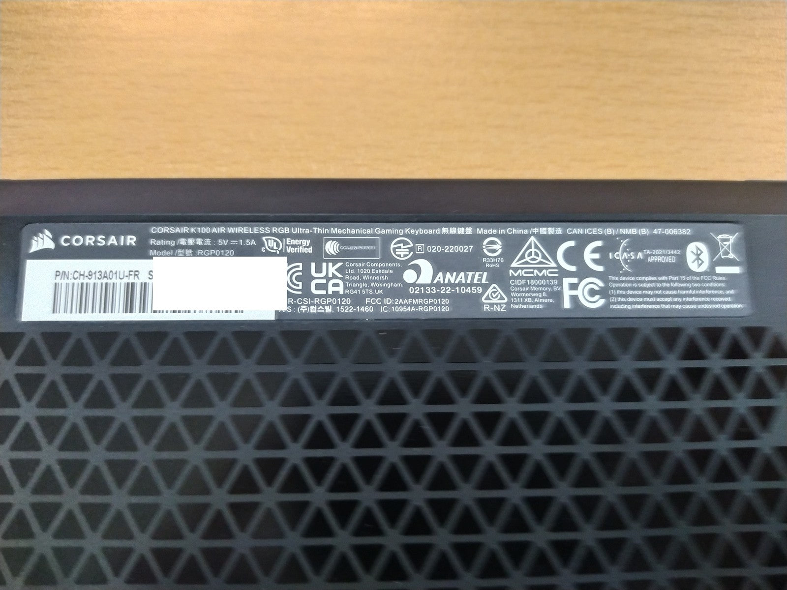 CORSAIR K100 AIR WIRELESS RGB Ultradünne Mechanische Gaming-Tastatur, FR, I36933