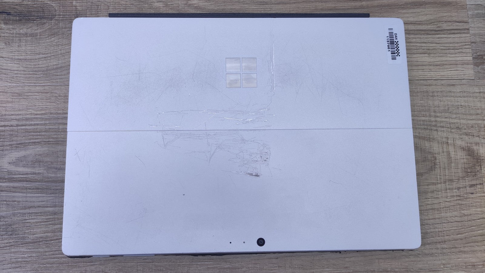 Microsoft Surface Pro 4 Windows Tablet 2736x1824 Touch m3-6Y30 4GB RAM 128GB SSD