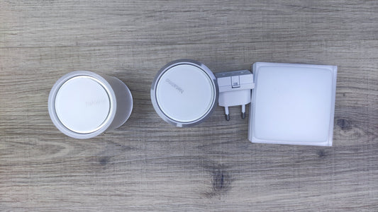 Netatmo Smarte WLAN Starterpaket mit 2 Heizkörperthermostat, I36263