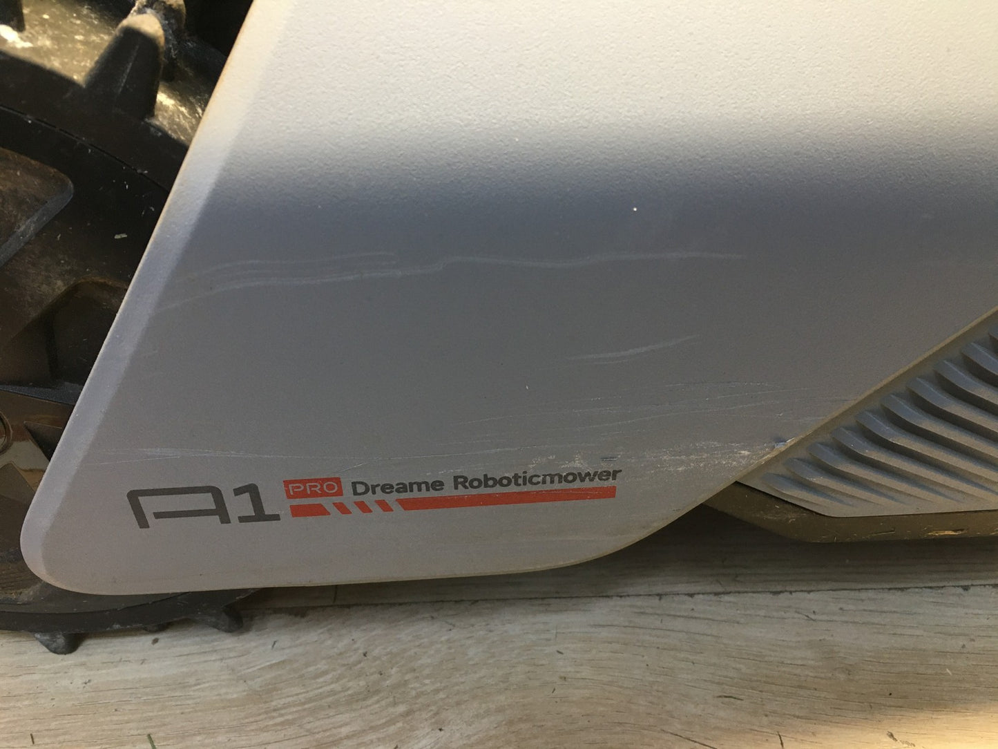 DREAME Intelligenter Mähroboter A1 Pro bis 2000m² 3D Sensor (MLLA7210) I38019
