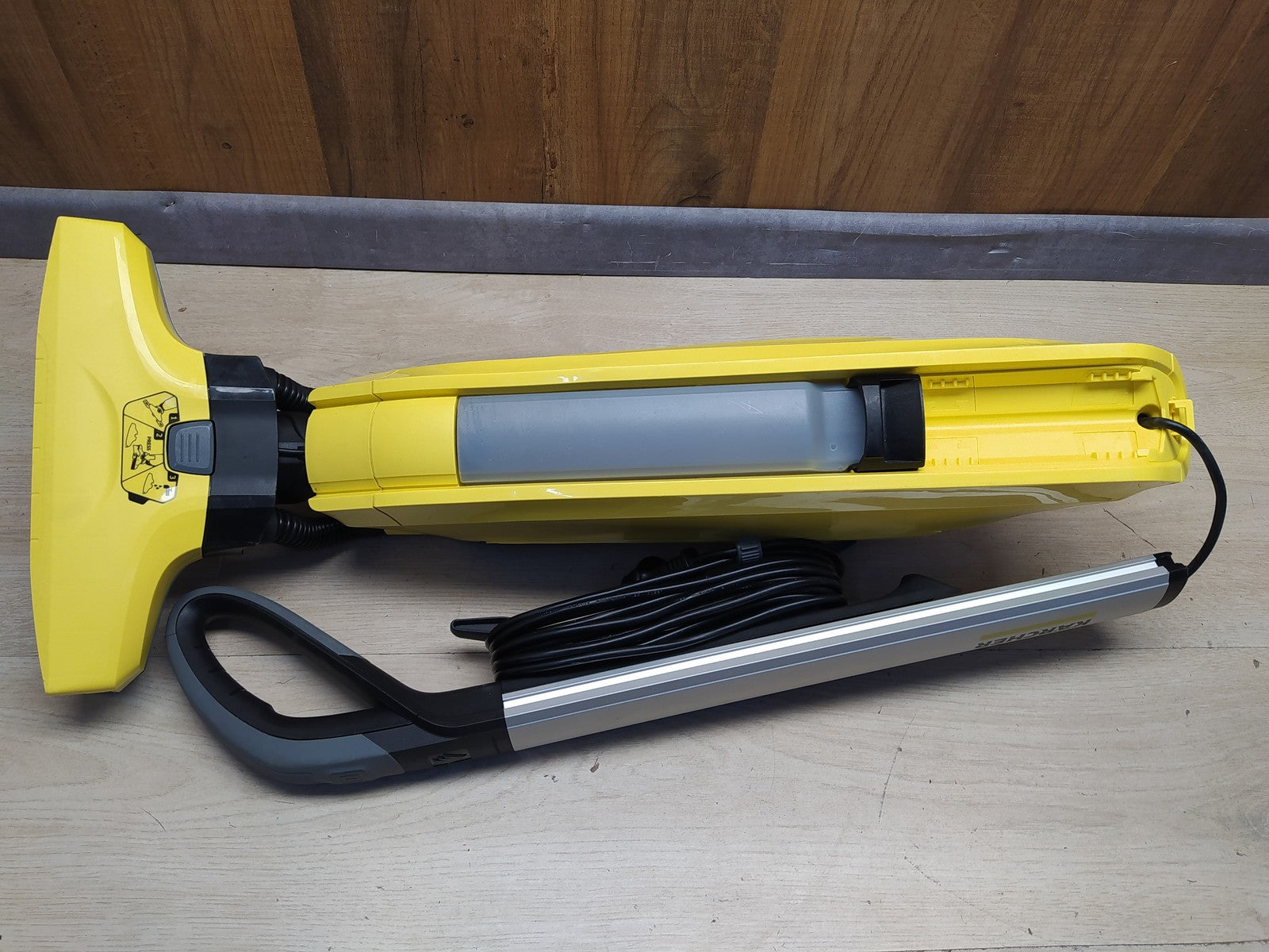 Kärcher FC 5 Hartbodenreiniger 1.055-400.0 elektrischer Bodenreiniger, I35933