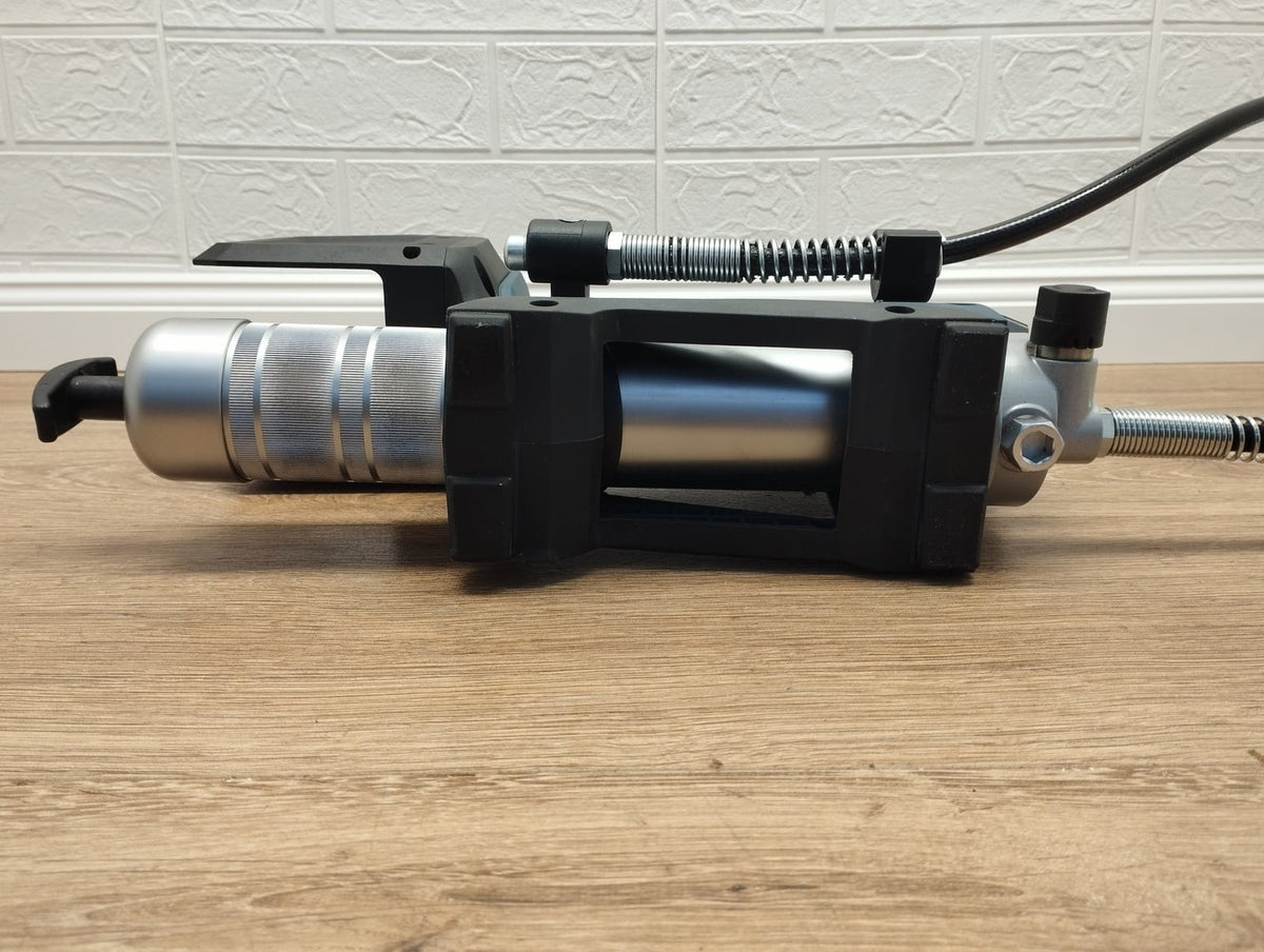 Bosch Professional GFP 18V-10 Akku-Fettpresse Kartuschenpresse 18V Solo L-Boxx