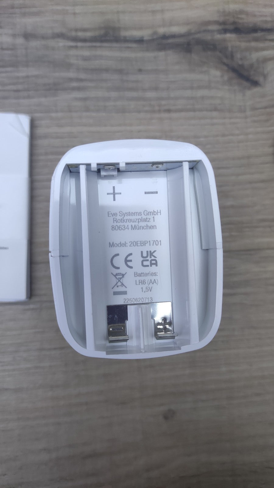 Eve Thermo Smartes Heizkörperthermostat mit LED-Display, I35511