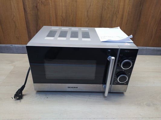 SEVERIN MW 7874 Mikrowelle mit Grill 700 W, 9 Automatikprogrammen, I36421