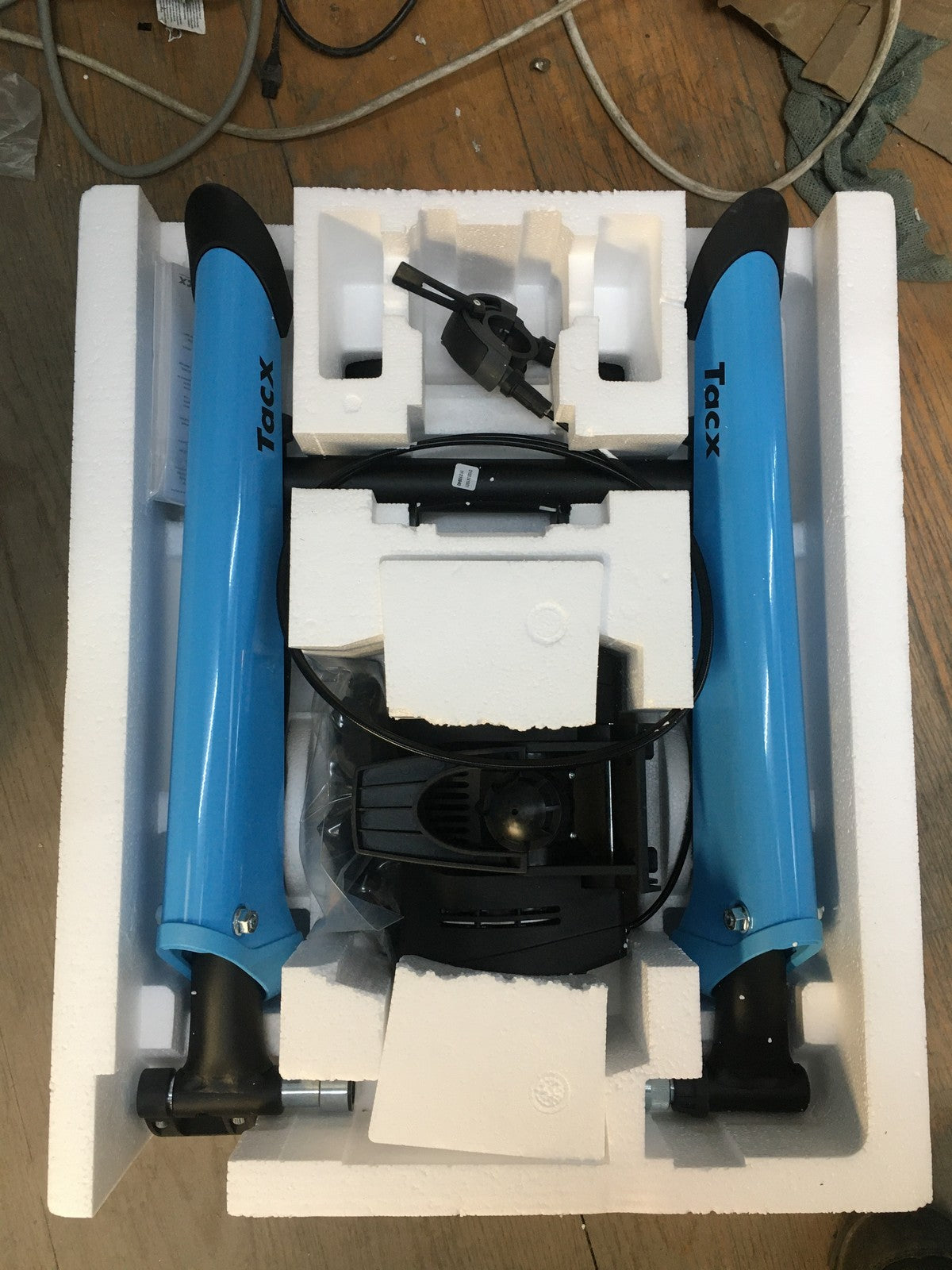Tacx Boost Indoor-Trainer mit starker Magnetbremse, I37693
