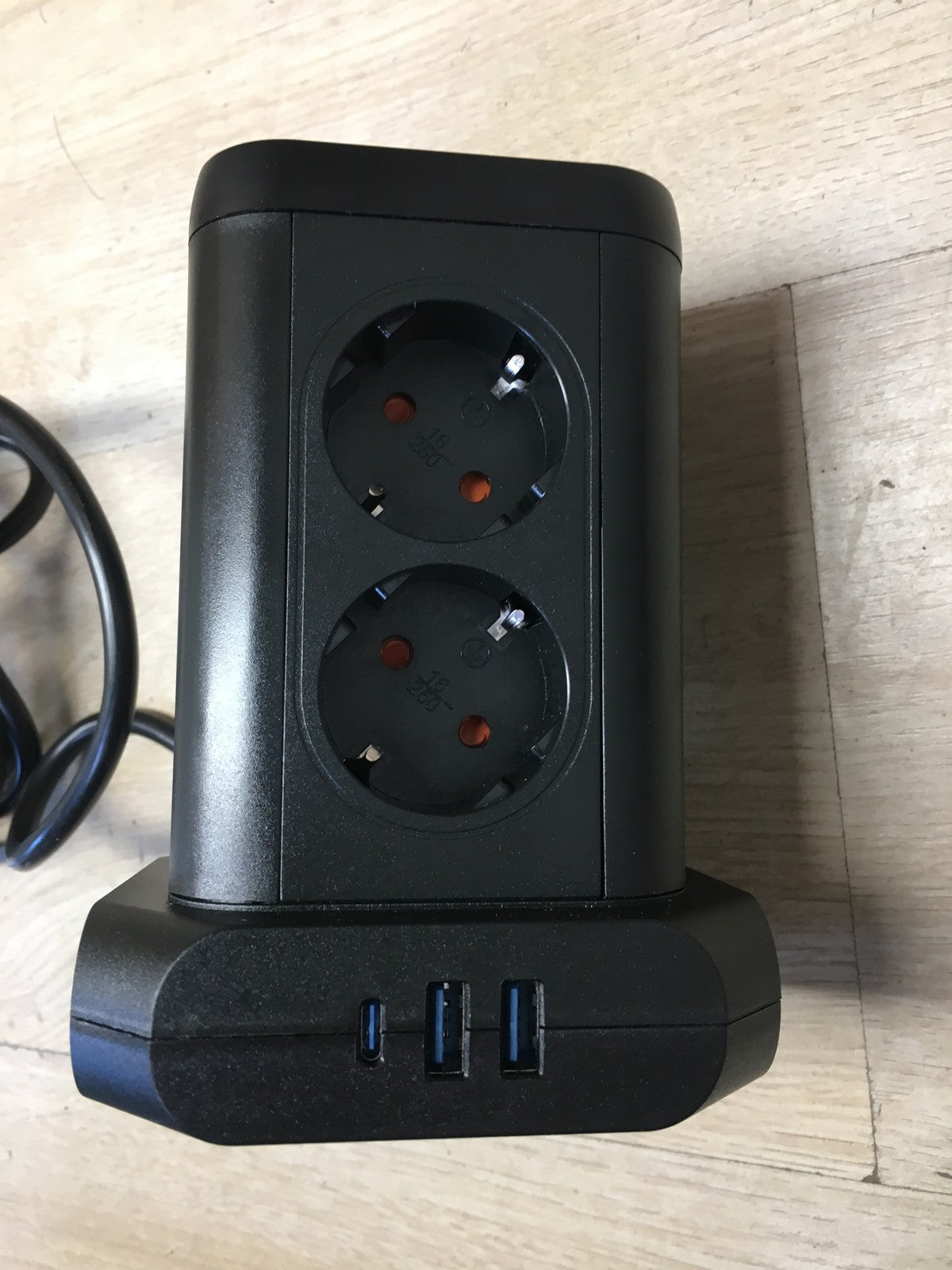 Brennenstuhl Steckdosenturm 8-Fach mit USB (1153560010), I38602