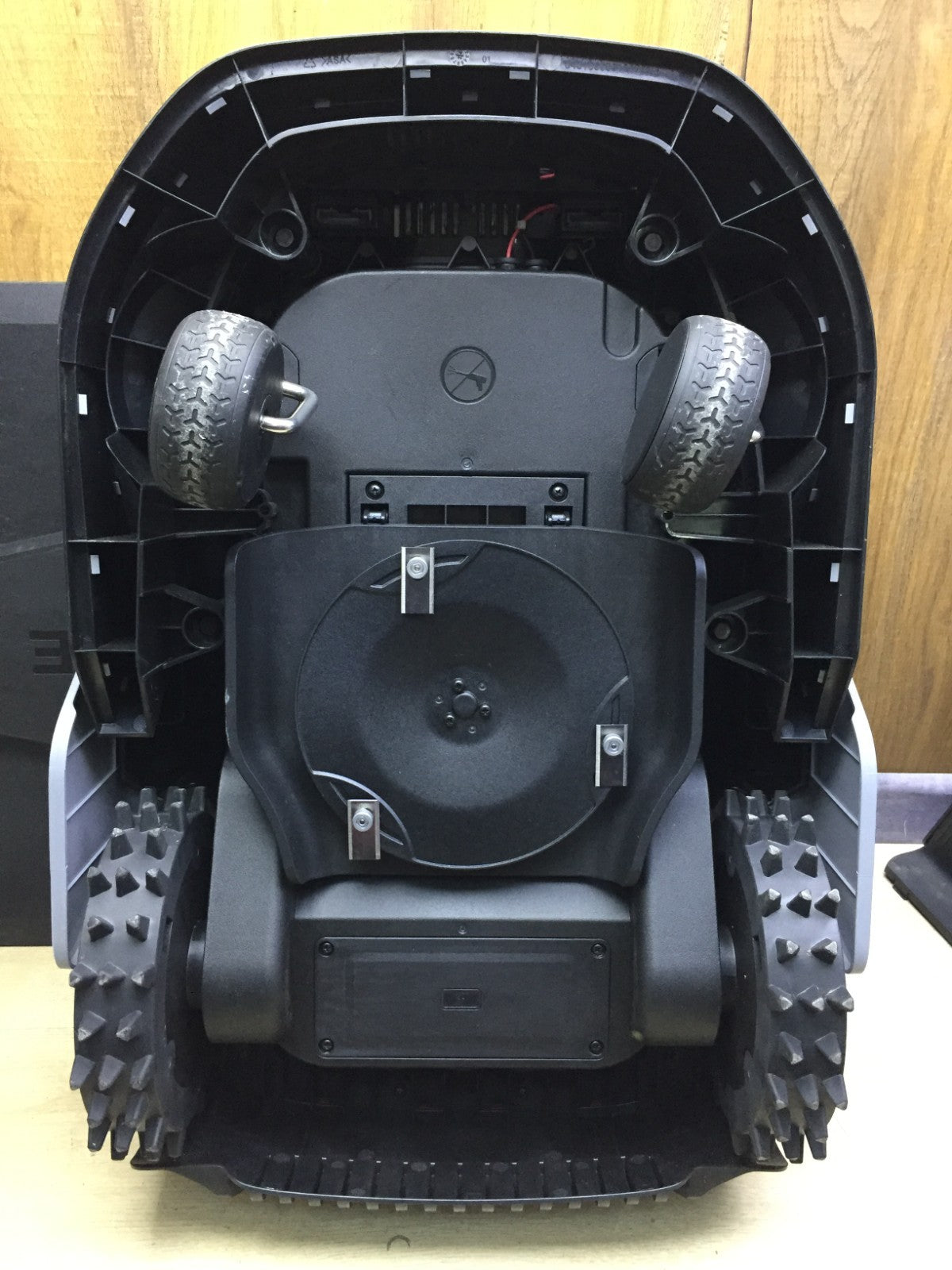 DREAME Intelligenter Mähroboter A1 Pro bis 2000m² 3D Sensor (MLLA7210) I33939