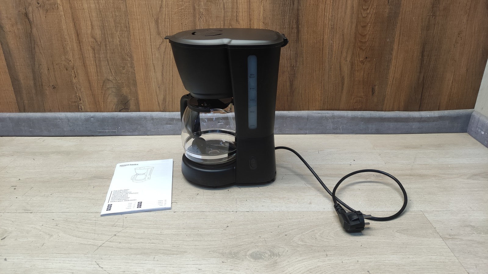Amazon Basics CM1166AB-GS Filterkaffeemaschine, 1,25L Glaskaraffe, I39703