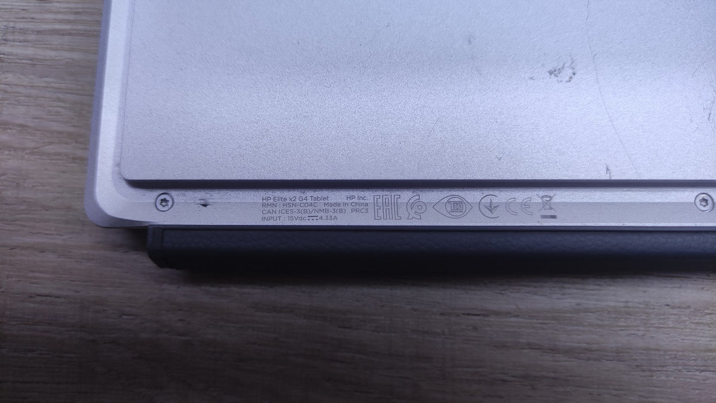 HP Elite x2 G4 Tablet Notebook 12.3" Touch FHD 1920x1280 i5-8365U 8GB 256GB WiFi