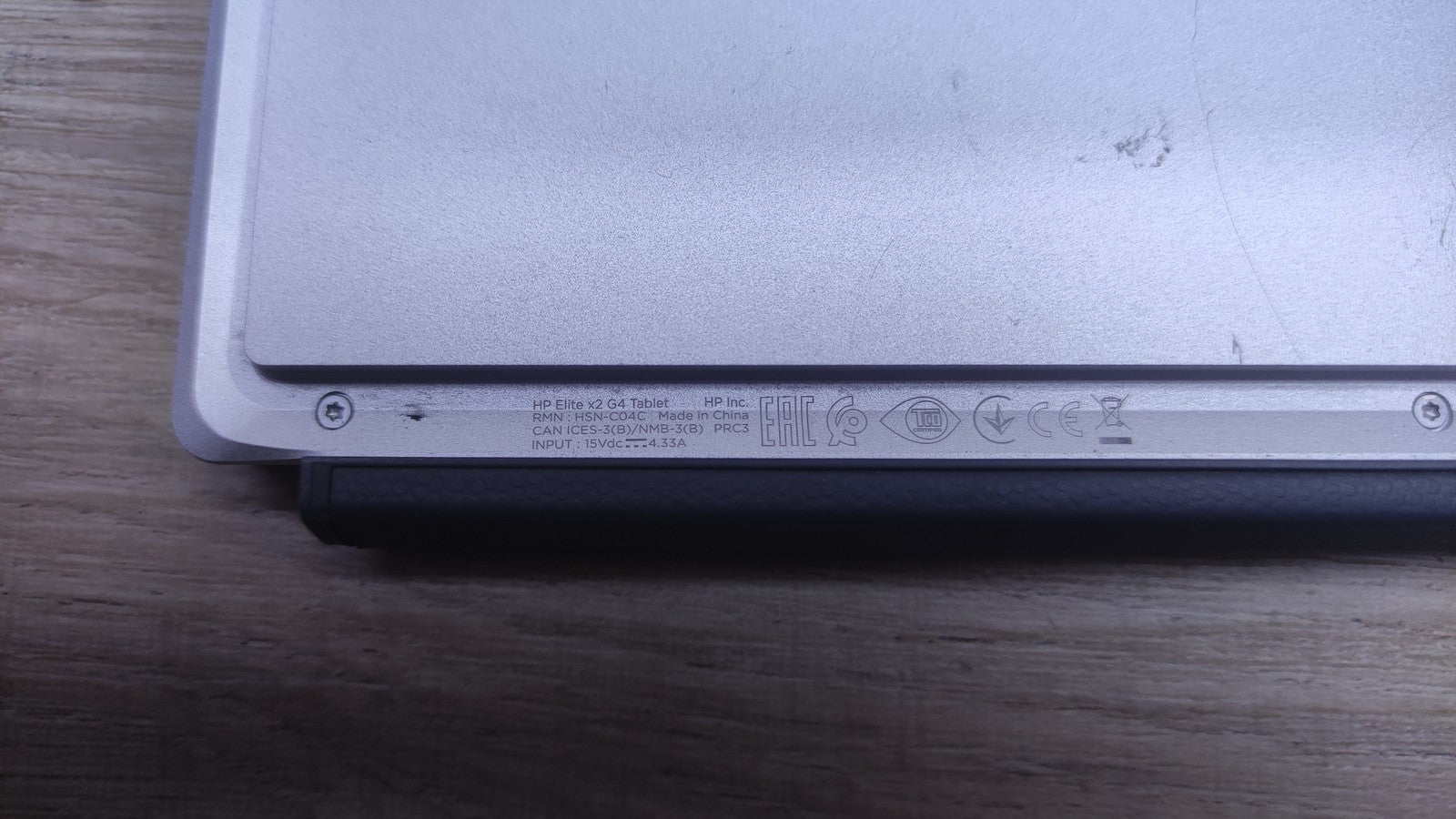 HP Elite x2 G4 Tablet Notebook 12.3" Touch FHD 1920x1280 i5-8365U 8GB 256GB WiFi