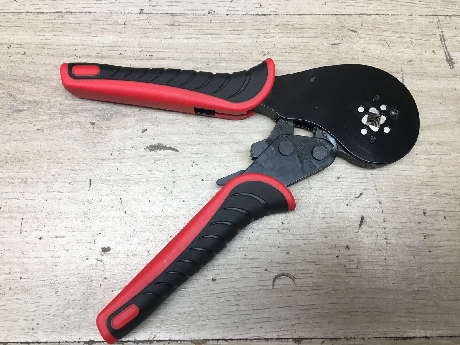 Grasomtools GT 16-4 Ratschen-Crimpzange, 0,08-16mm²/ 28-5 AWG, I39986