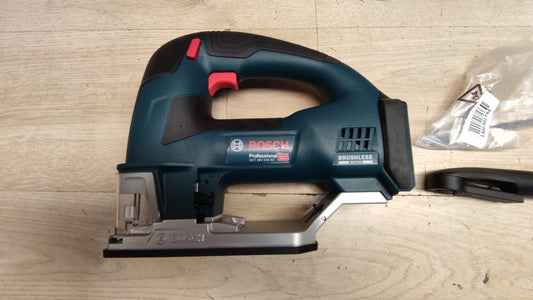 Bosch Professional Akku-Stichsäge GST 18V-155 BC Solo, I38439