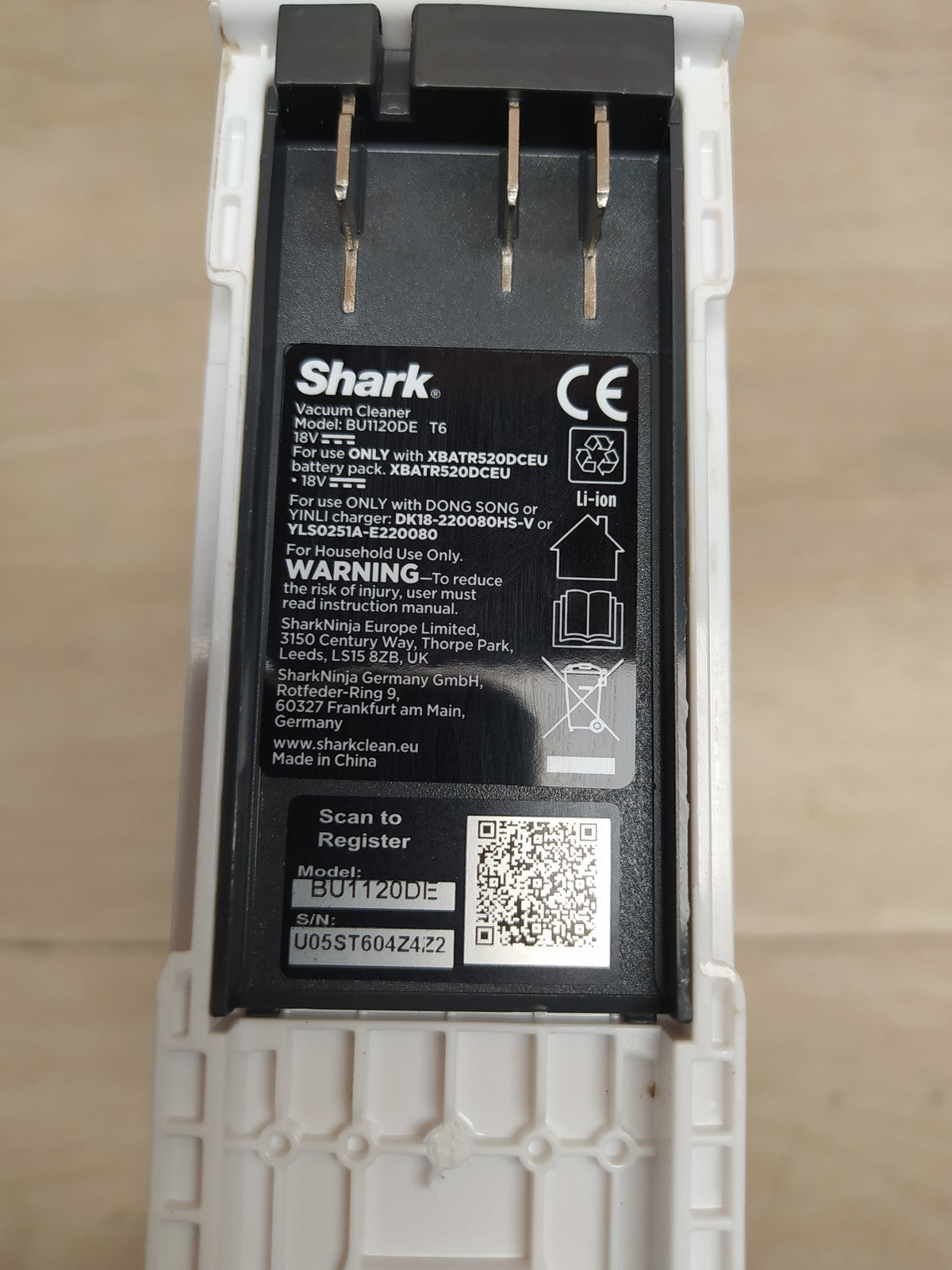 Shark BU1120DE kabelloser Akku-Staubsauger, I37669