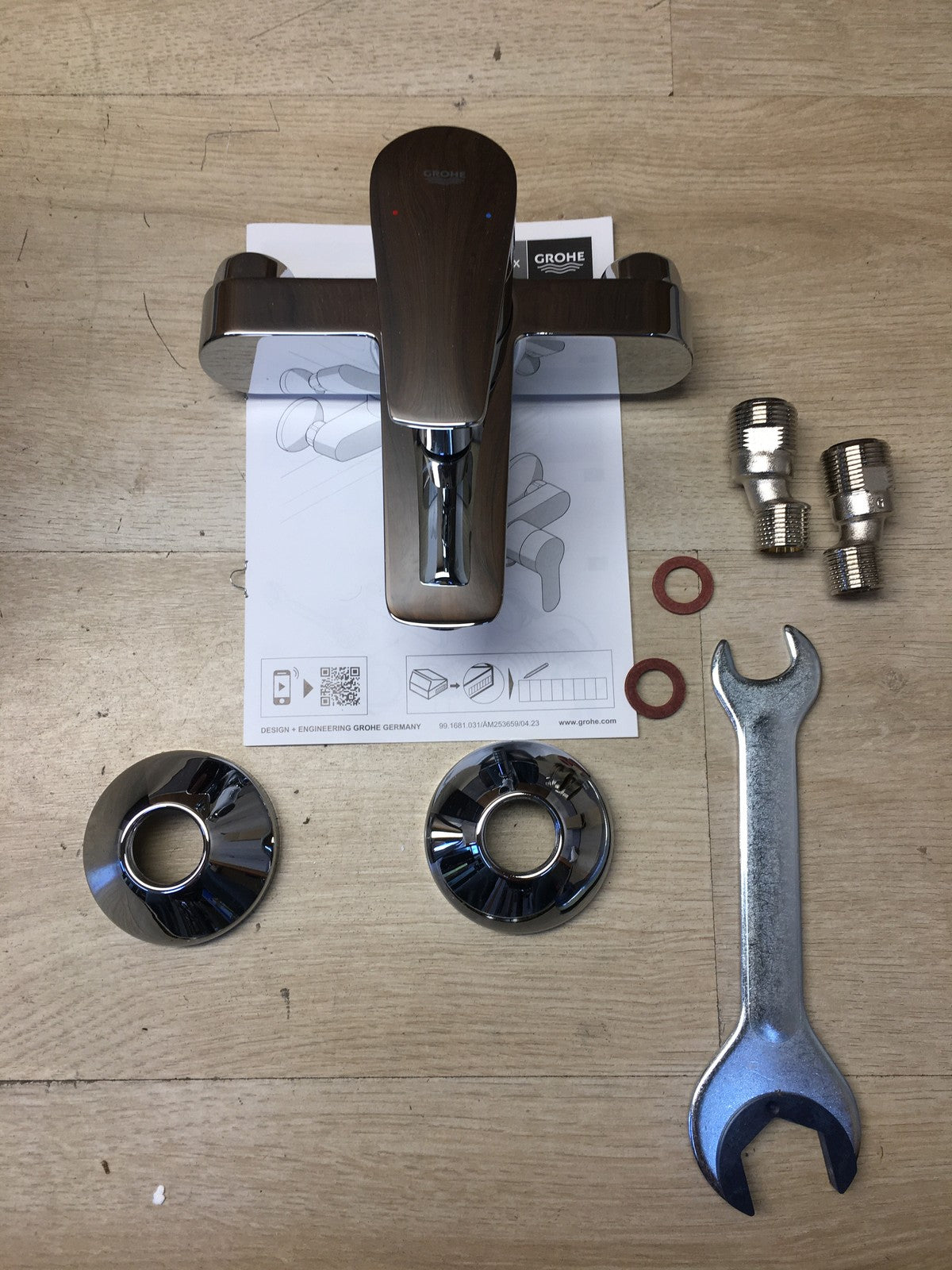 GROHE StartEdge 24198001 Badewannenarmatur mit Werkzeug, Duscharmatur, I38458