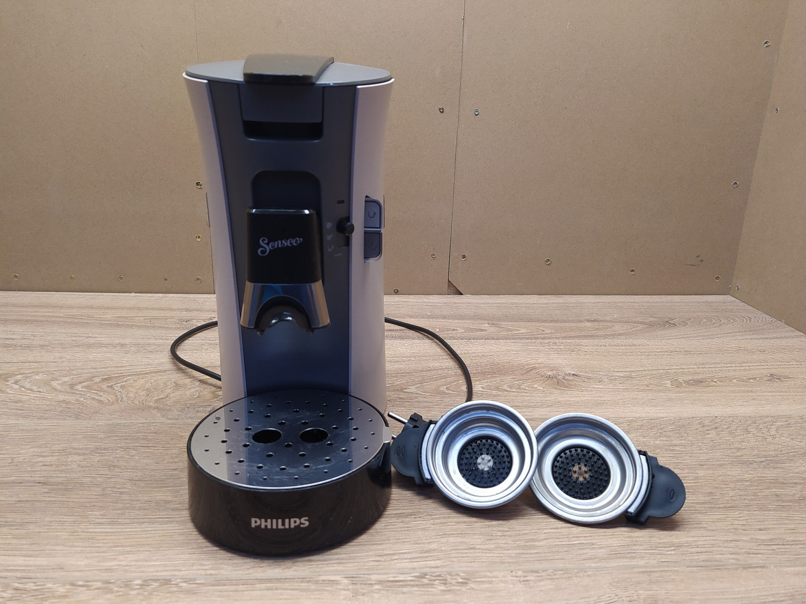 PHILIPS Senseo Kaffeepadmaschine (CSA240/30), 1450 W, 0.9L, Beige, I39358