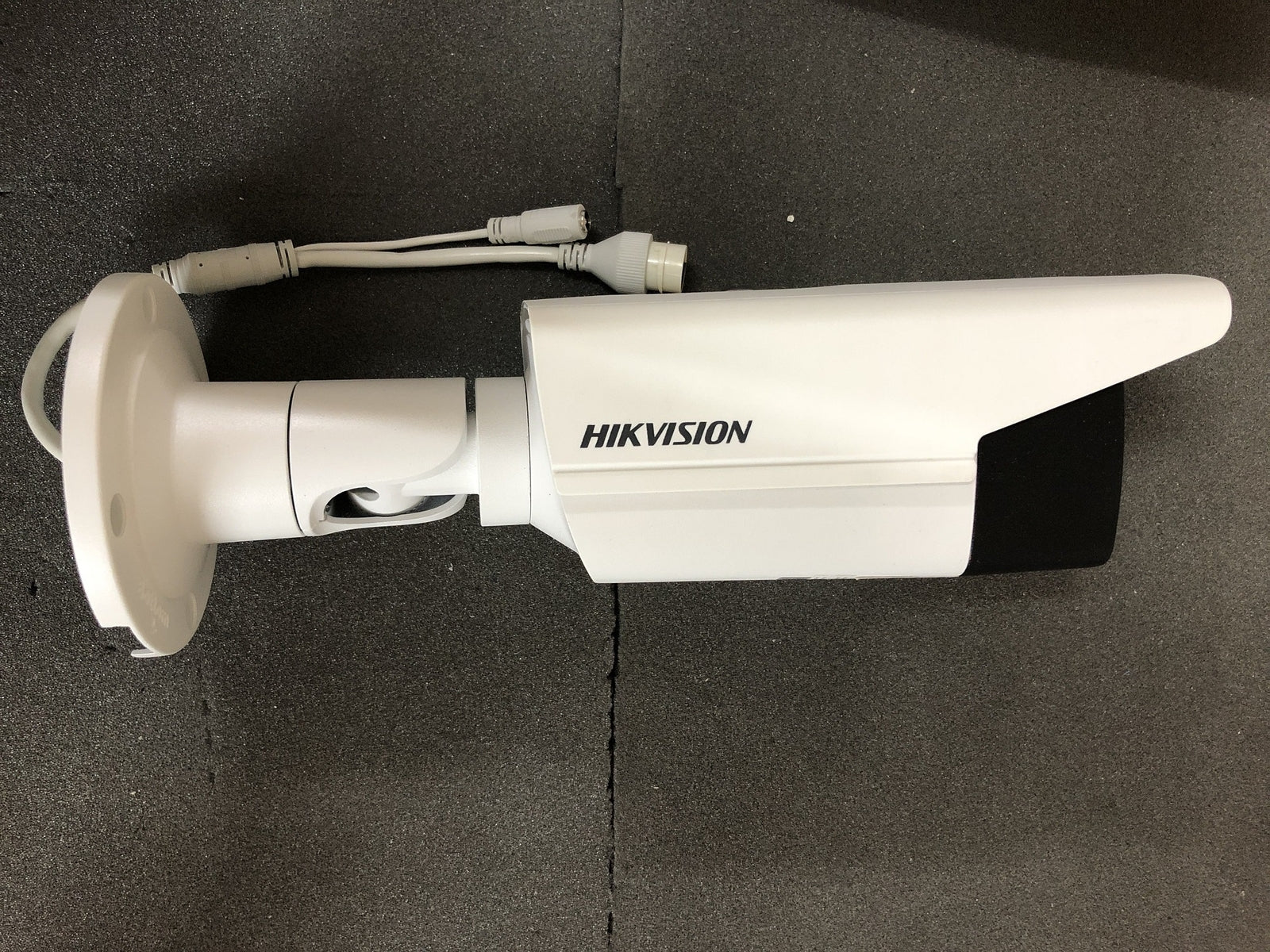HIKVISION DS-2CD2T42WD-I5 (4mm) 4MP WDR IP Netzwerk Überwachungskamera, V01483