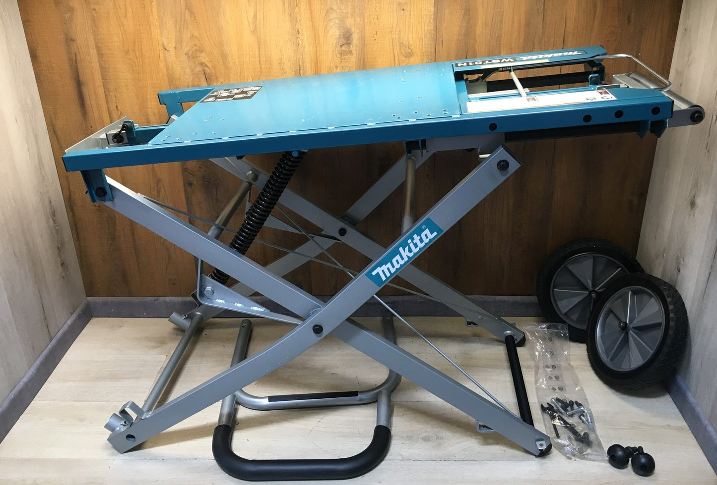 Makita WST01N Gehrungssägenständer 198687-1, lastbar bis 100 kg, I38519