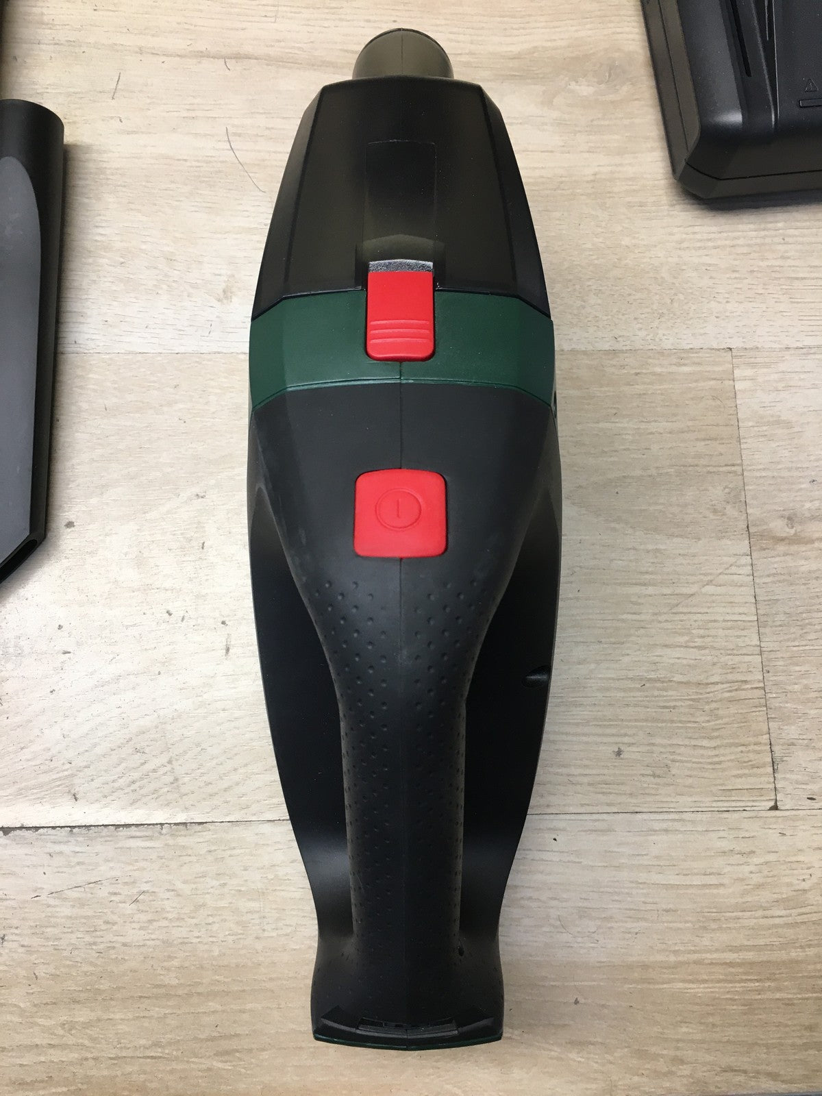 Bosch Akku-Staubsauger UniversalVac 18, ohne 2,5 Ah Akku, 18 V, I37036