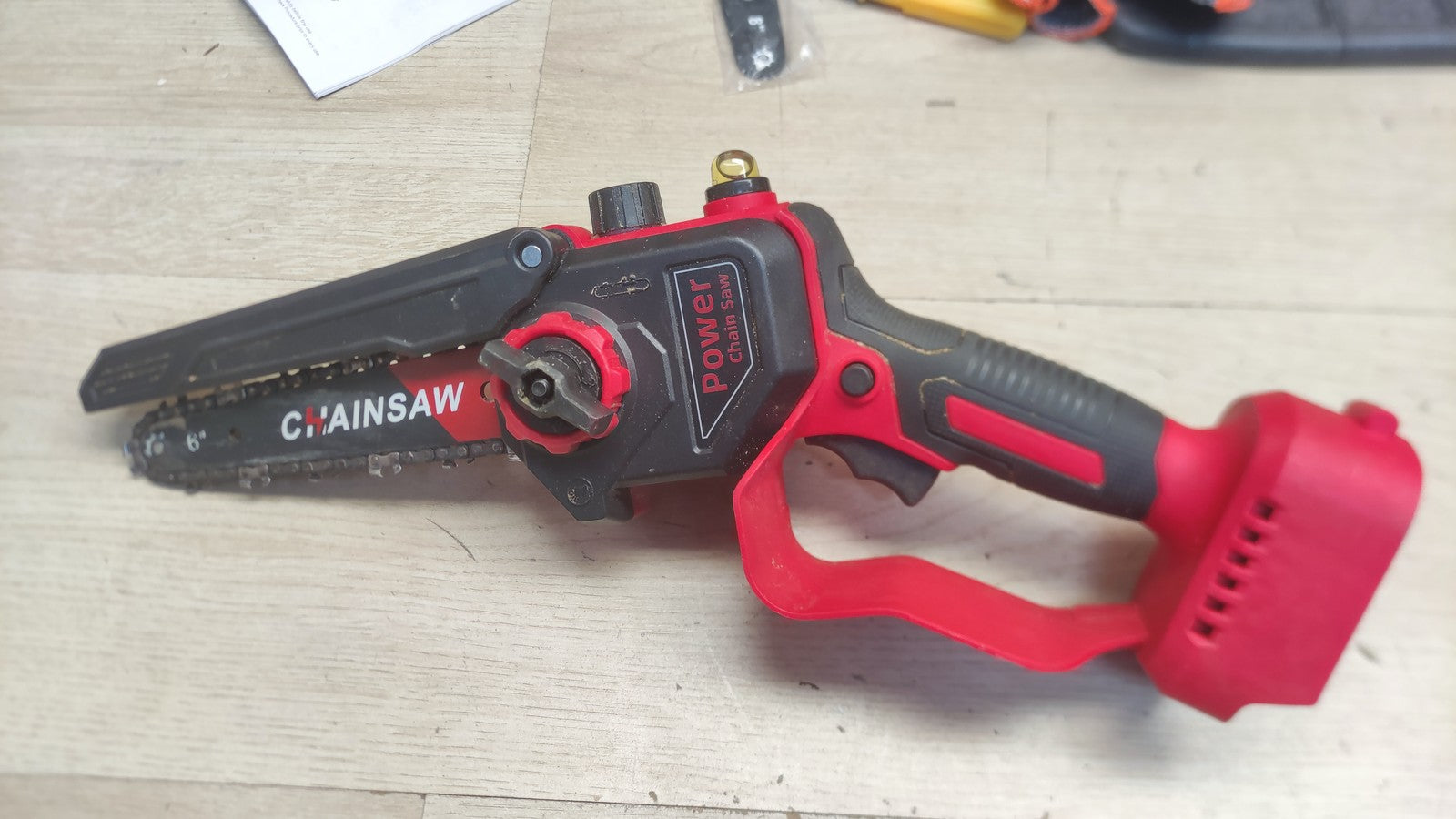 VIWKO 6C10S Akku-Kettensäge 1300W, 6 Zoll & 8 Zoll, mit 2x Akku 4,0Ah, I38249