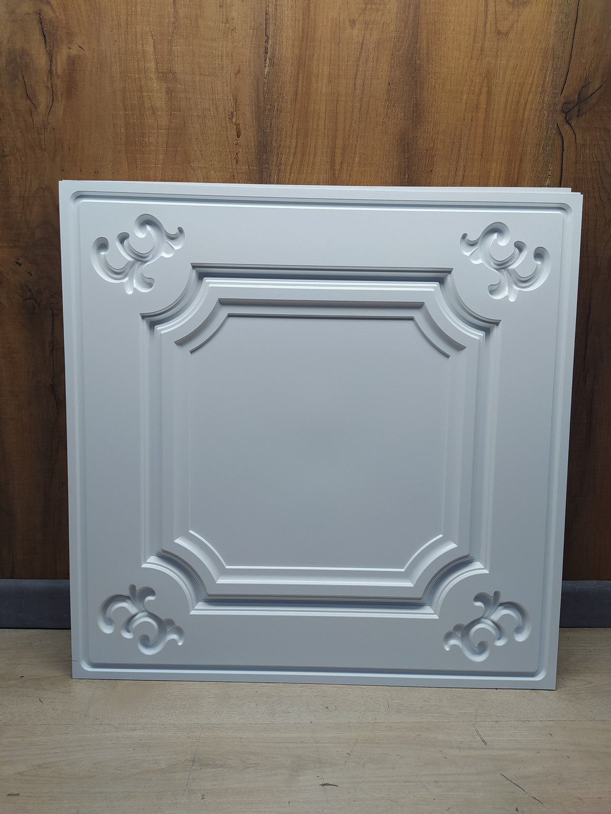 Art3d Dekorative Deckenfliesen 61x61 cm, 12 St.,4,5 m², I36513