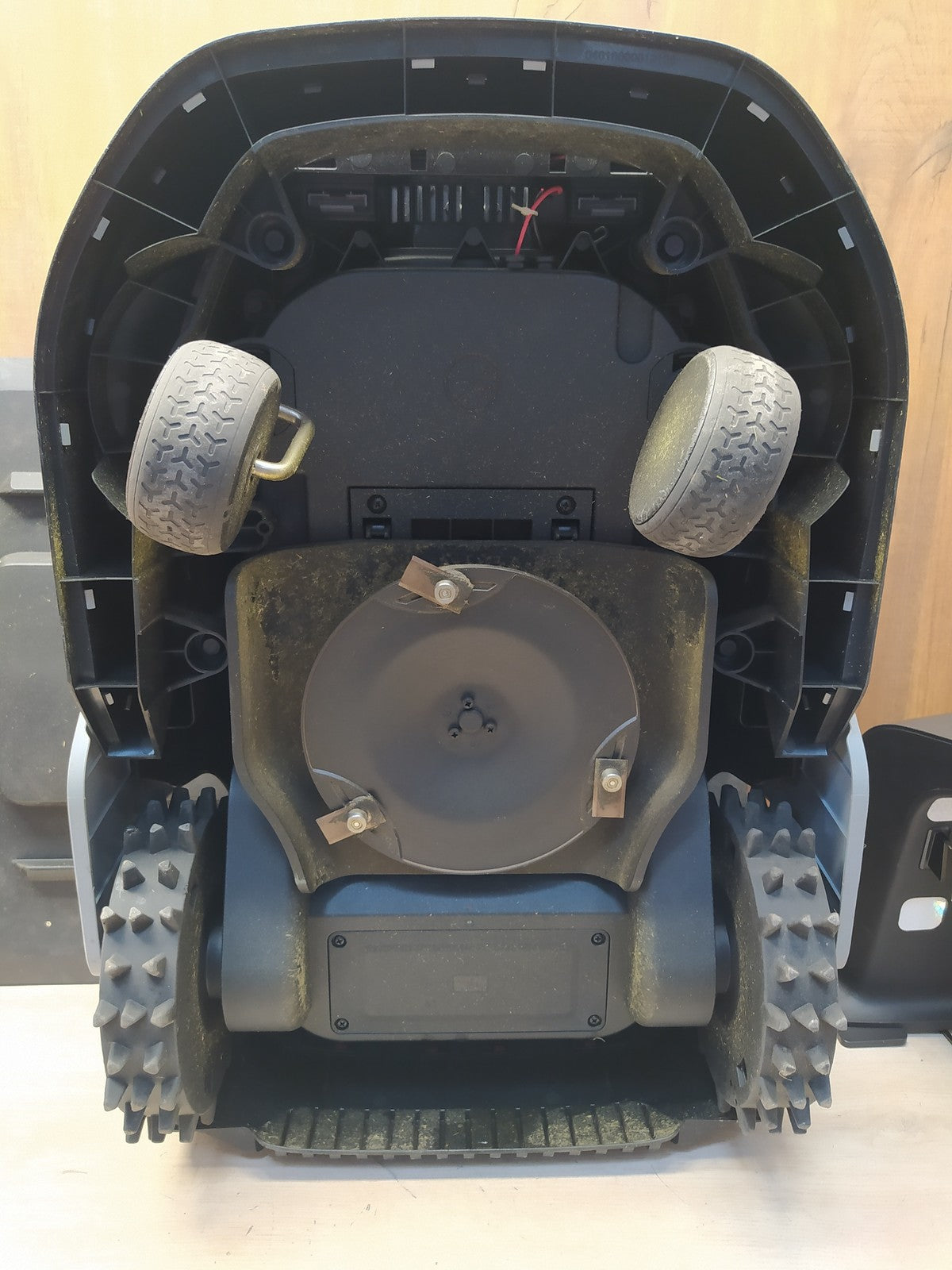 DREAME Intelligenter Mähroboter A1 Pro bis 2000m² 3D Sensor (MLLA7210) I37742