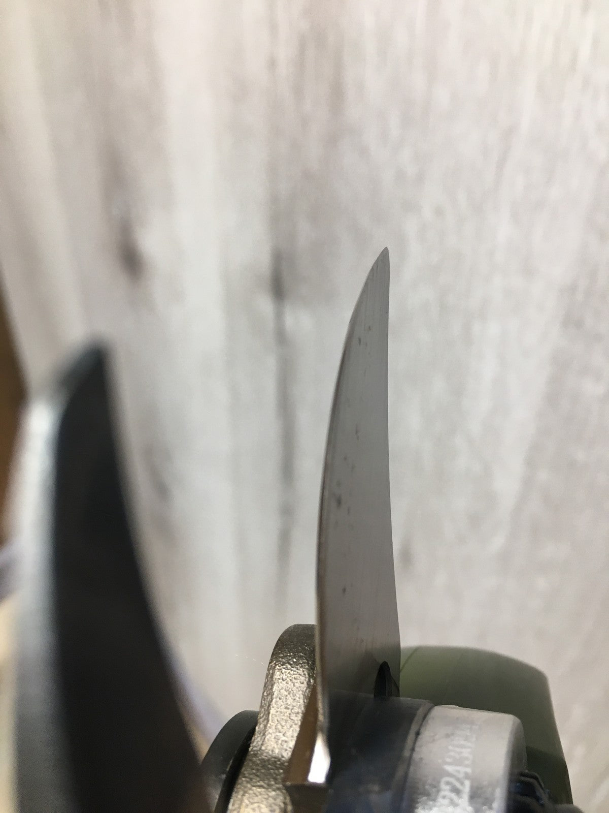 Alpen Swiss Tools Wildhorn 32 Akku-Astschere Ø 32 mm, inkl. 3 Akkus, I38335