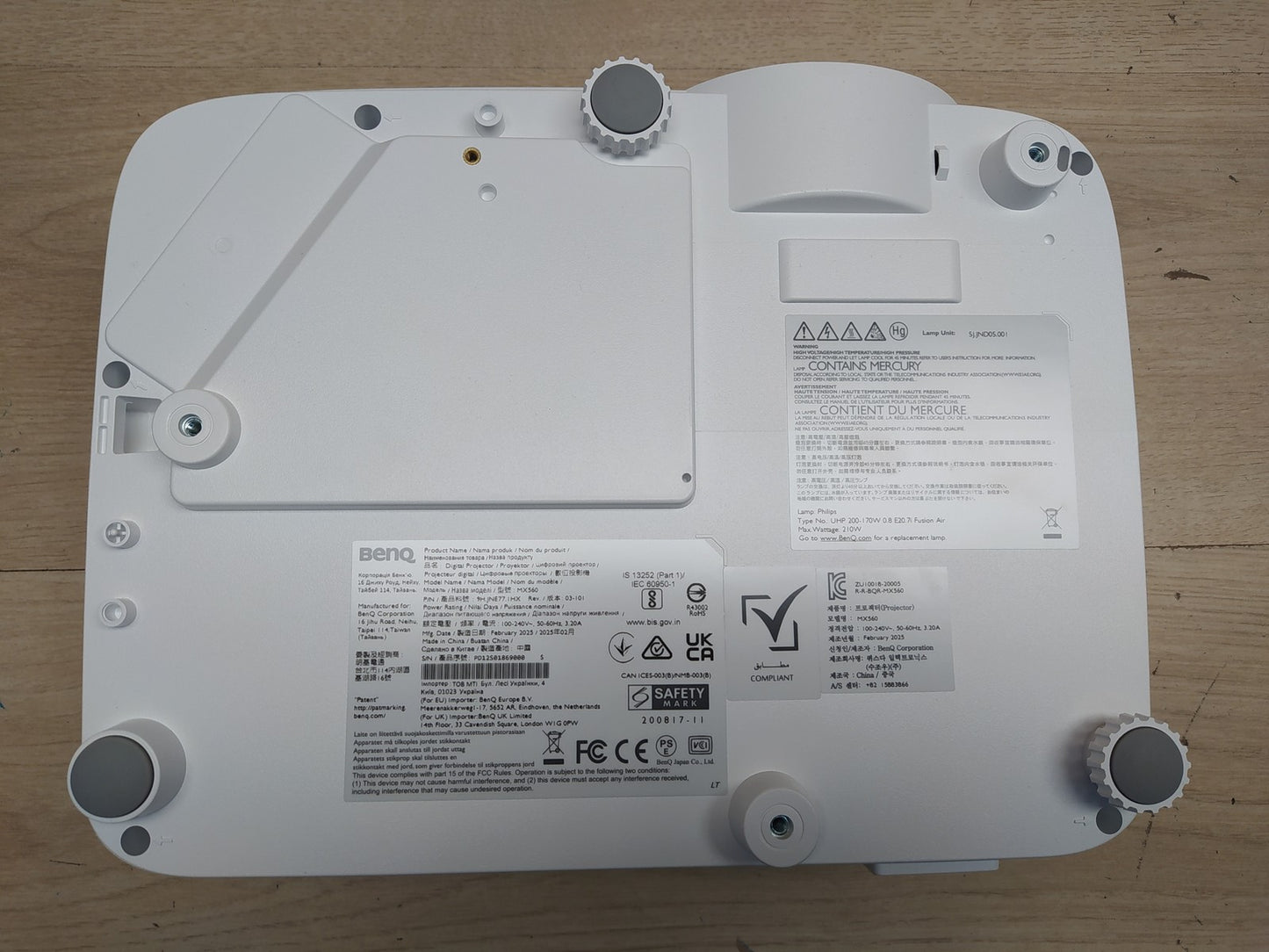 BenQ MX560 DLP Business Beamer mit 4000 Lumen XGA Auflösung