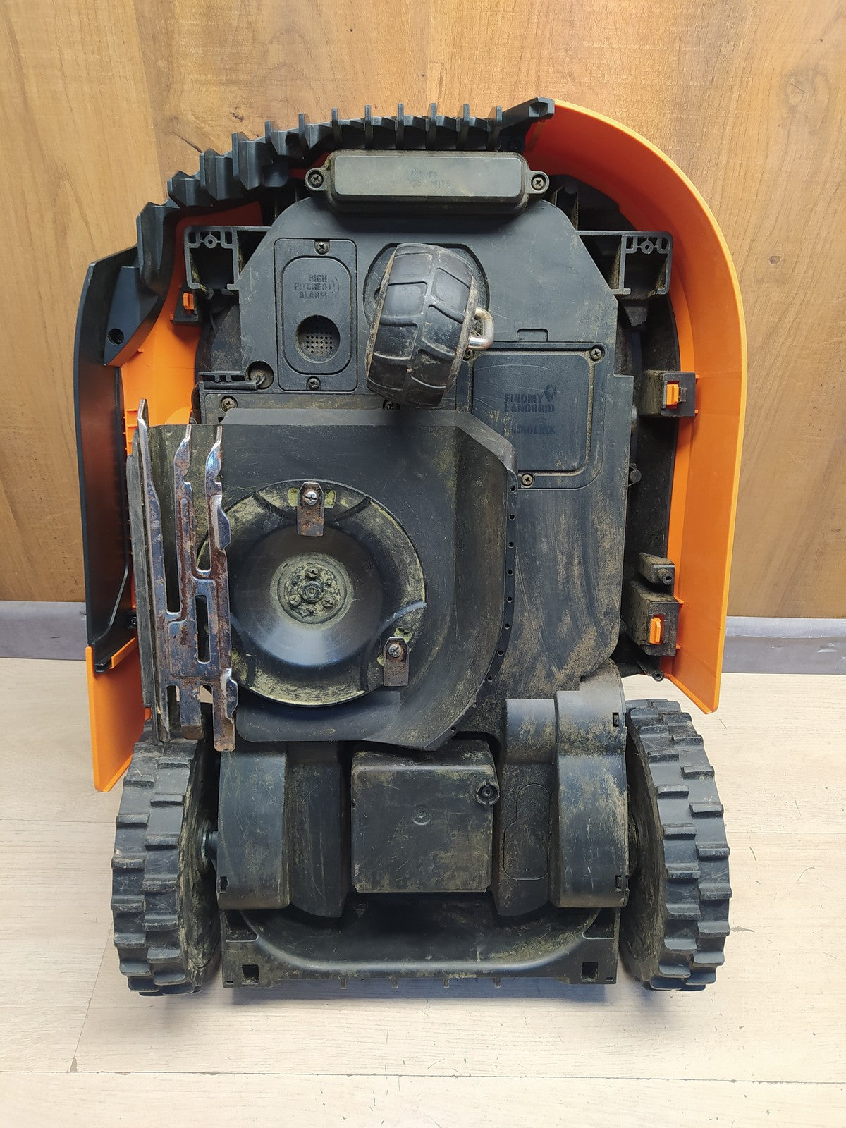 WORX Landroid M700 PLUS WR167E Mähroboter für Gärten bis 700 qm, I37833