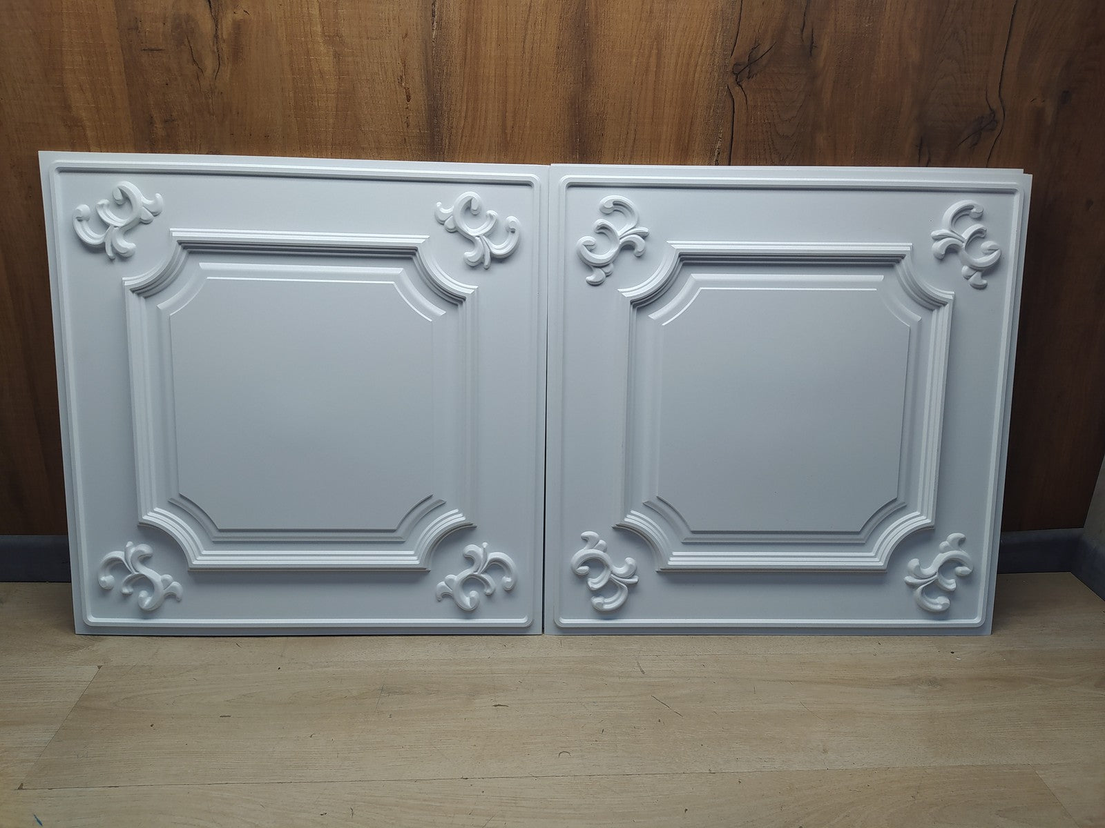 Art3d Dekorative Deckenfliesen 61x61 cm, 12 St.,4,5 m², I36513