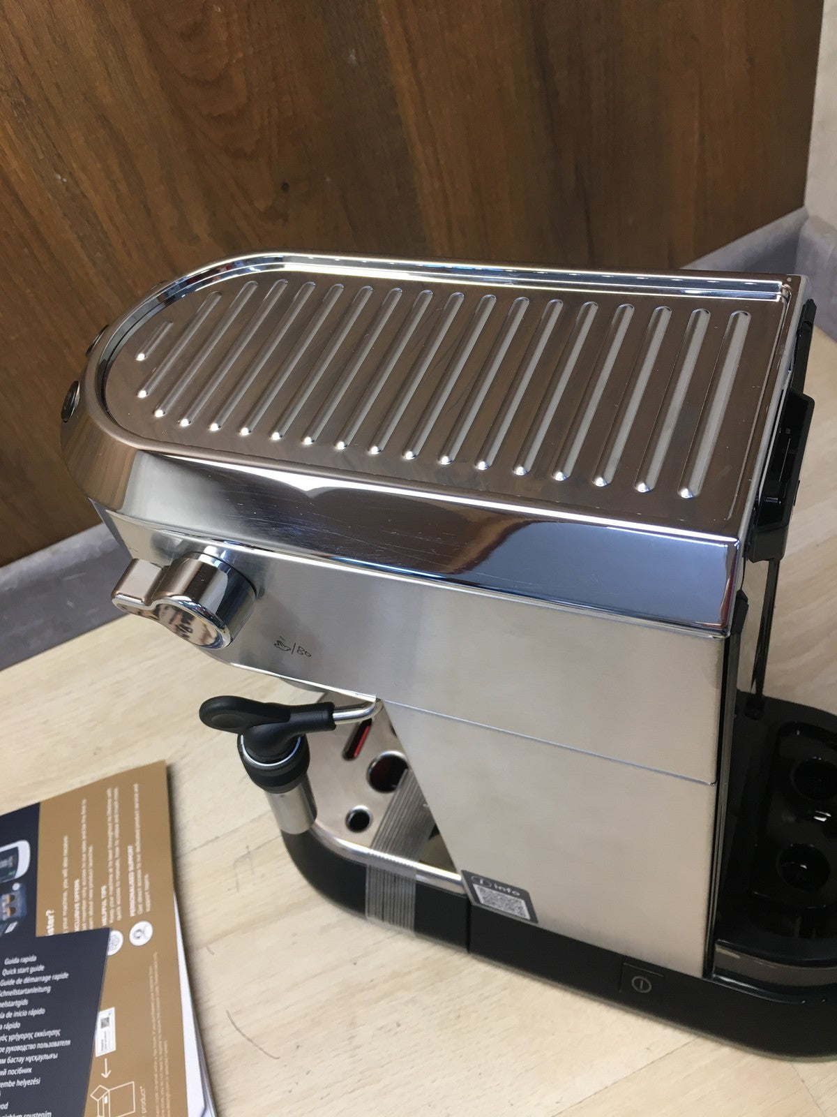 De'Longhi EC685.M Espressomaschine mit Milchaufschäumer, 1350W, I39743