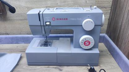 Singer Heavy Duty 4411 Nähmaschine, 11 Stichprogramme, I37709