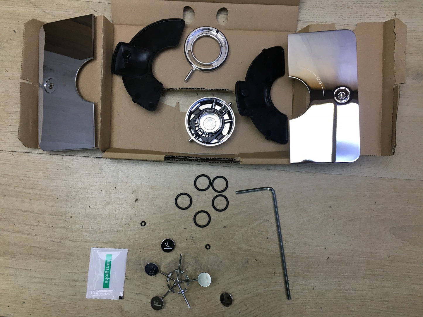 hansgrohe ShowerSelect Comfort Q Thermostat 15583000, Unterputz, I35150
