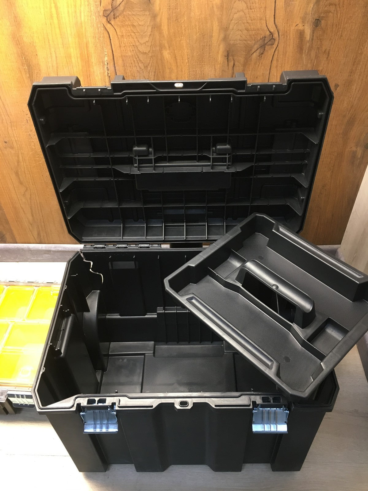 Stanley Fatmax Trolley FMST1-80103 Werkzeugkiste, Werkzeugkoffer, I37250