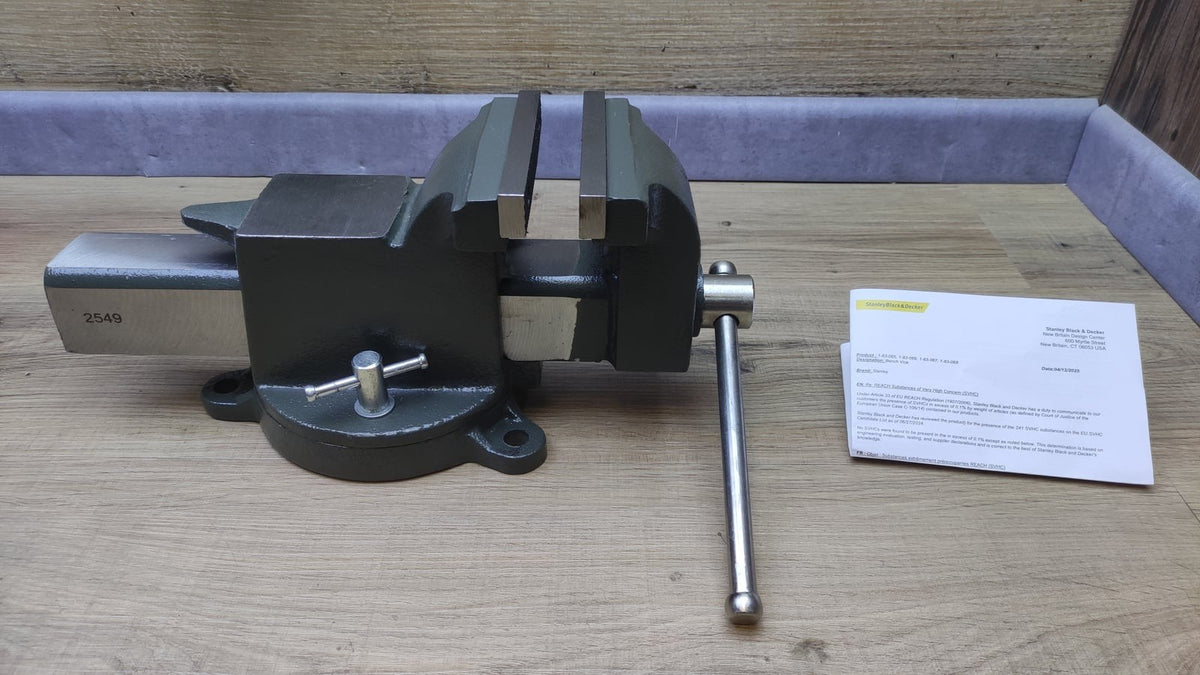 STANLEY MaxSteel Schwerlast-Schraubstock 1-83-067, 125 mm