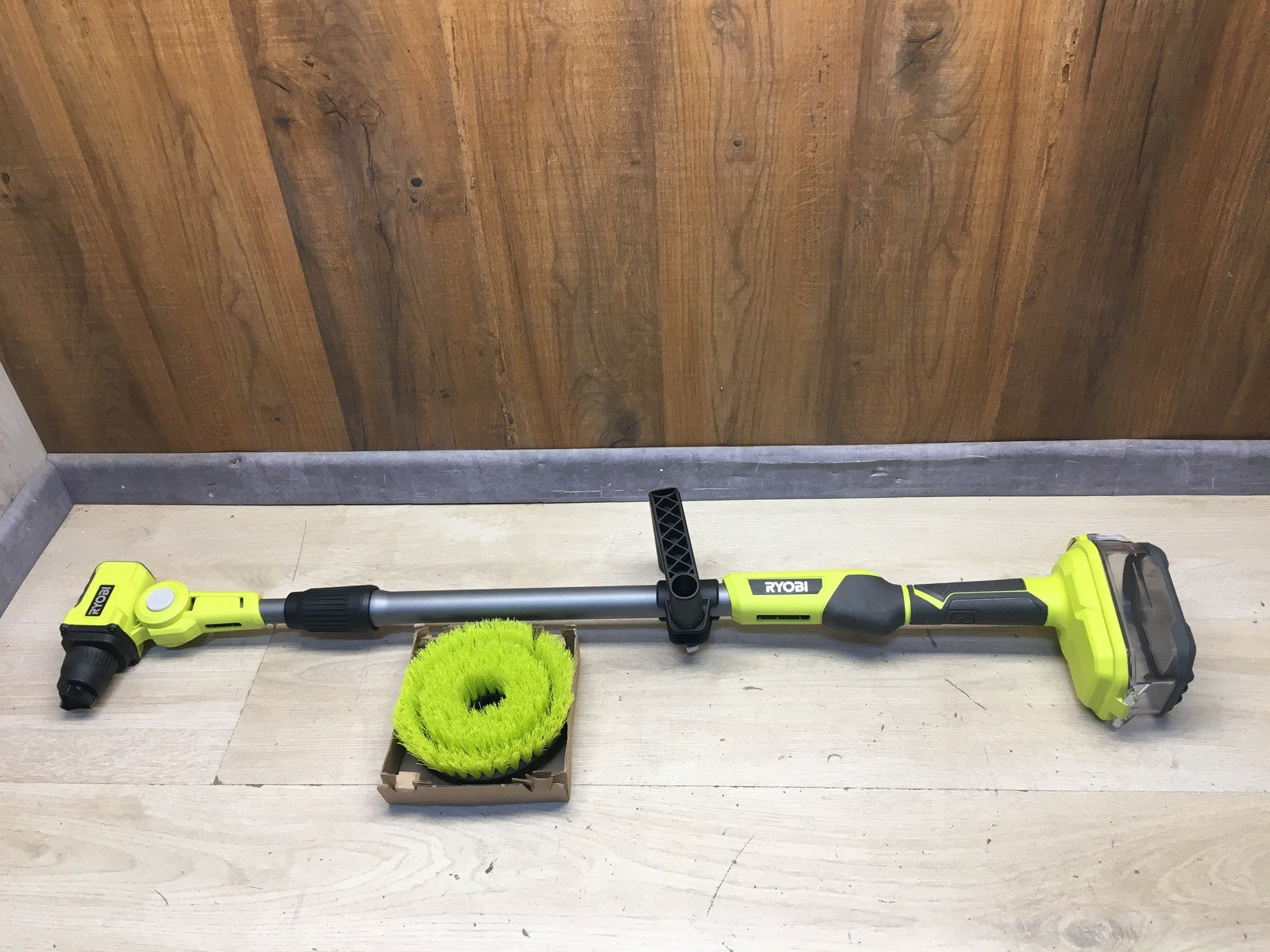 RYOBI 18 V ONE+ Akku-Reinigungsbürste R18TPS SOLO, EL58812