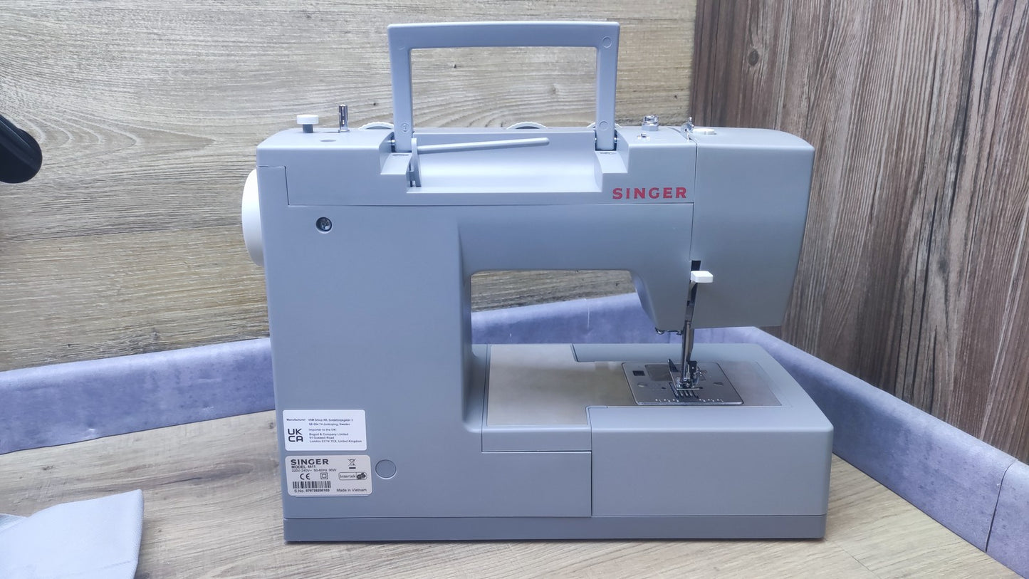 Singer Heavy Duty 4411 Nähmaschine, 11 Stichprogramme, I37709