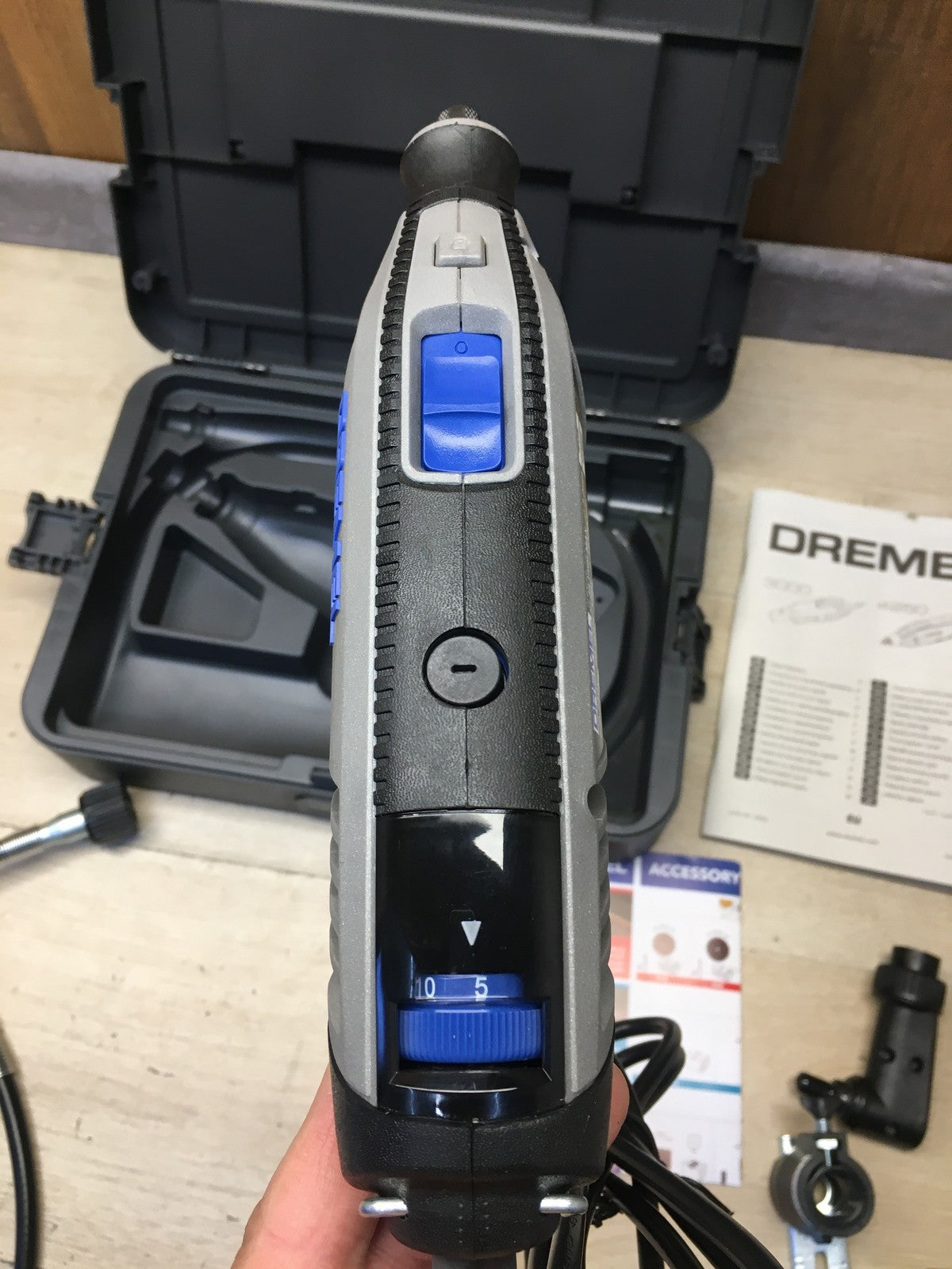 Dremel 4250 Multifunktionswerkzeug Set, 175W, I38396