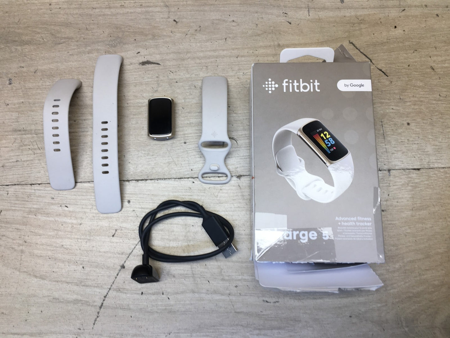Fitbit Charge 5 FB423 Fitnesstracker, grau, I39178